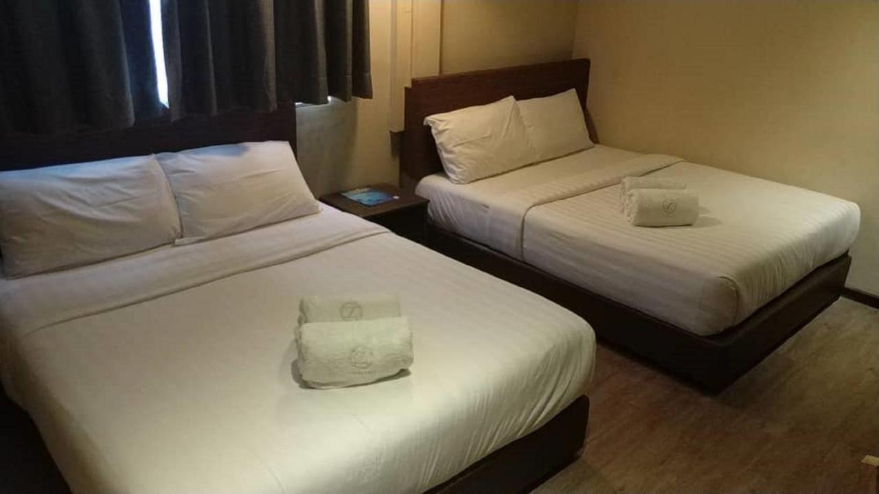 Z Hotel Ipoh Esterno foto